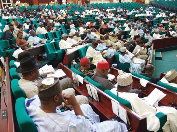 Cashless policy: Reps ask CBN to suspend charges on deposits