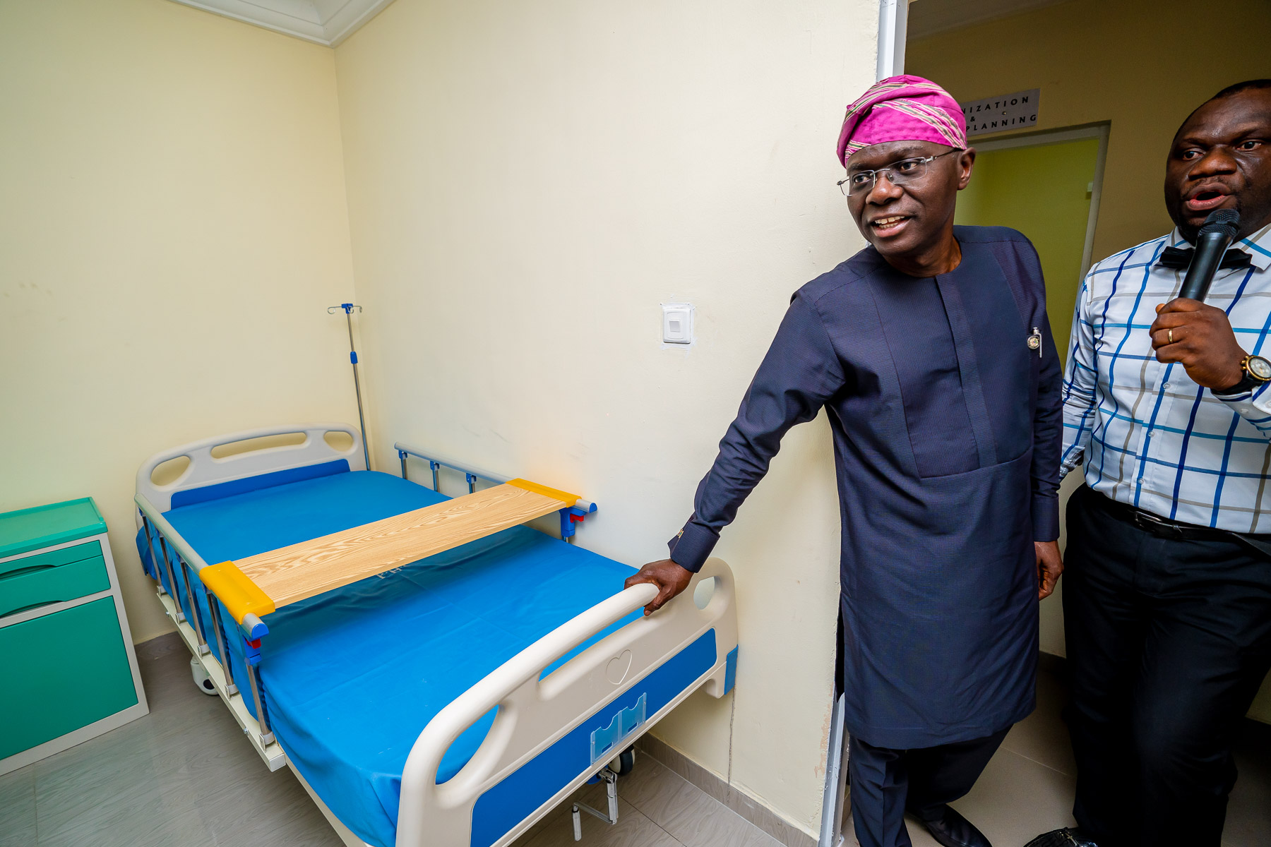 L-R: Lagos State Governor, Mr. Babajide Sanwo-Olu, being shown round the newly built CMS Primary Health Centre, Ilaje by Medical Officer, Dr. Wasiu Owoyele during the commissioning of newly built Bariga Primary Health Centre, on Friday, February 14, 2020.