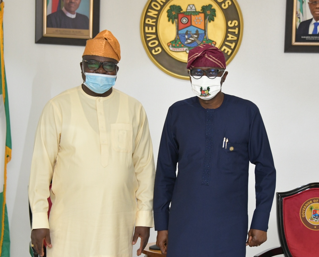 L-R: Federal Controller, Works Lagos, Engr. Popoola Olukayode,with Lagos State Governor, Mr. Babajide Sanwo-Olu during a courtesy call by the Federal Controller at Lagos House, Marina, on Thursday, August 6, 2020.