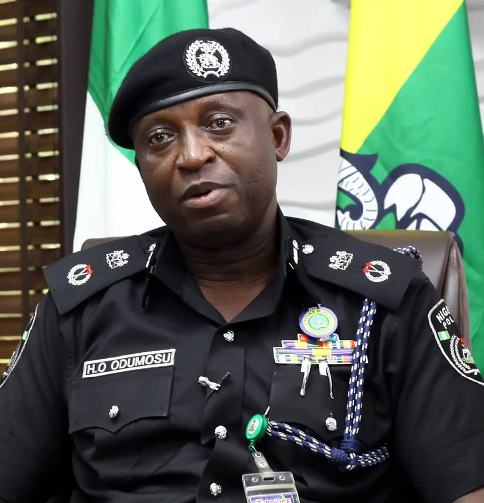Police Sanctions DPO Onipanu, Officers For Detaining Man Who Recorded Assault