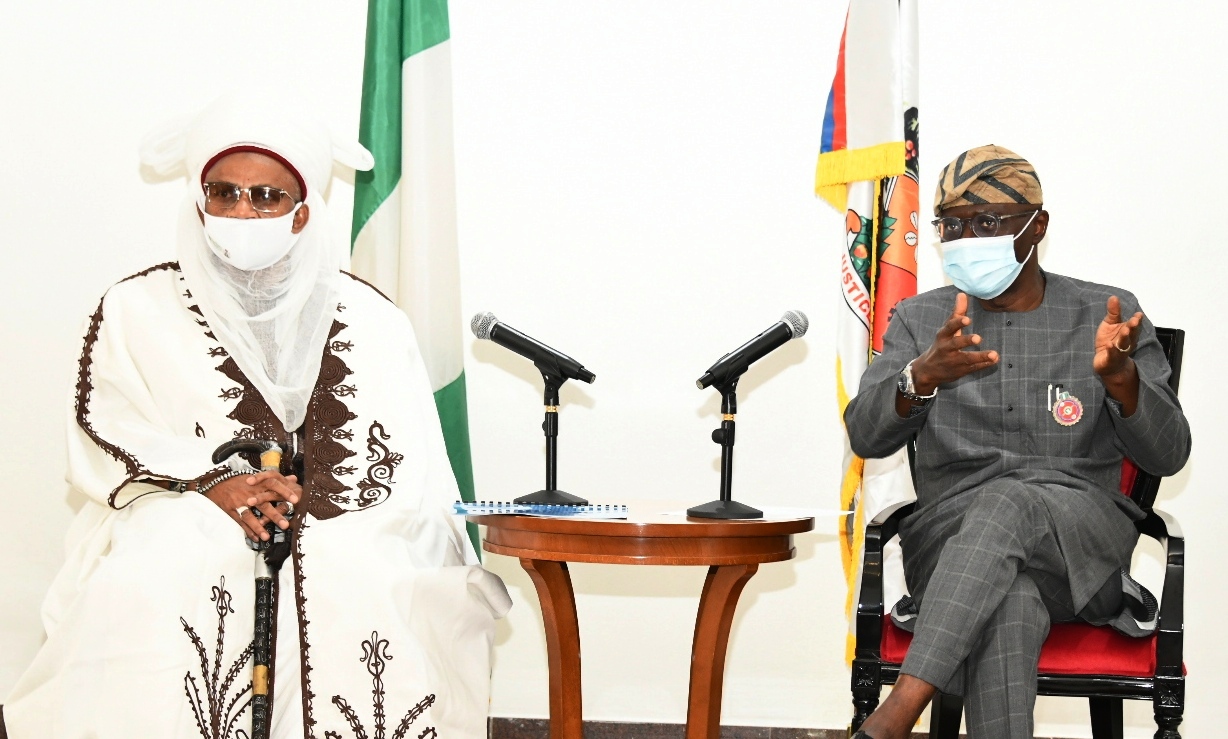 Etsu Nupe, Alhaji Yahaya Abubakar with Lagos State Governor, Mr. Babajide Sanwo-Olu during a solidarity visit by the National Council of Traditional Rulers of Nigeria, at Lagos House, Marina, on Wednesday, December 2, 2020.