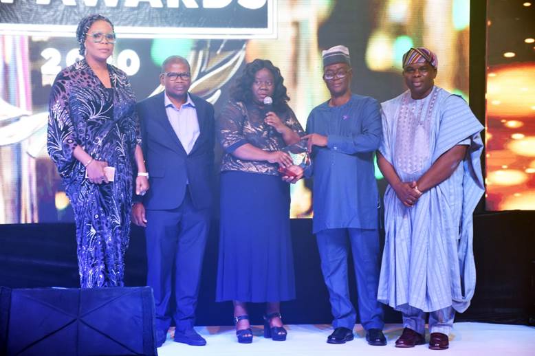 CSCS Gets Securities Services Company Of The Year Award