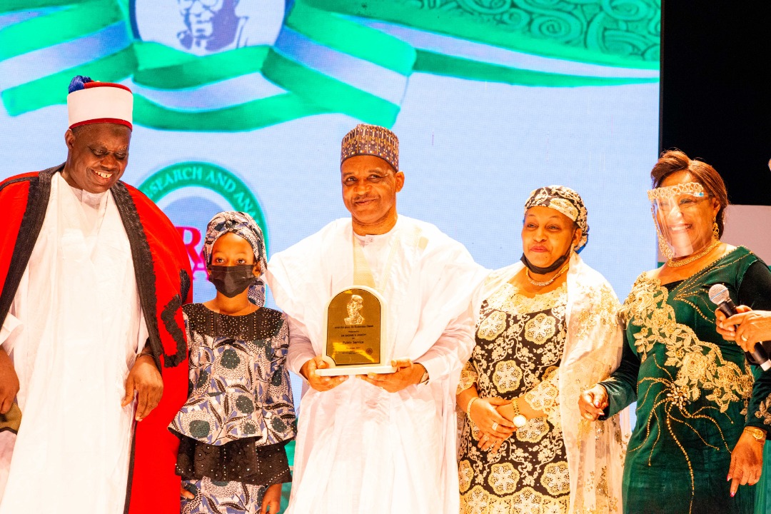 Jamoh Receives Zik Leadership Award In Public PoIicy