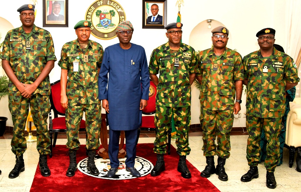 Photos: Gov. Sanwo-Olu Receives In Courtesy Visit The General Officer Commanding (GOC) 81 Division – Nigerian Army, Flag Officer Commanding (FOC) – Nigerian Navy And Air Officer Commanding (AOC) Logistics Command – Nigerian Air Force, At Lagos House, Marina, On Friday