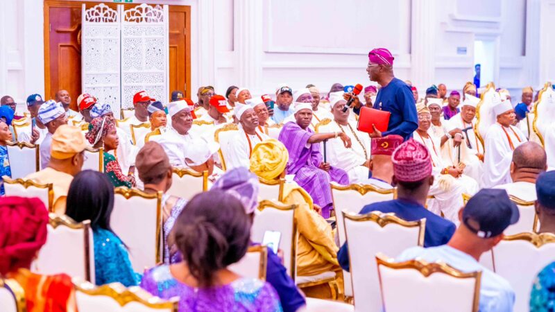 Sanwo-Olu Shares Infrastructure Renewal Effort In Eti-Osa  At Town Hall Meeting 