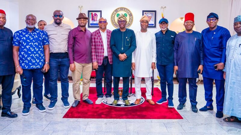 PICTURES: GOV. SANWO-OLU RECEIVES NATIONAL ASSEMBLY’S JOINT COMMITTEE ON WORKS, AT LAGOS HOUSE, MARINA, ON THURSDAY, 28TH MARCH 2024