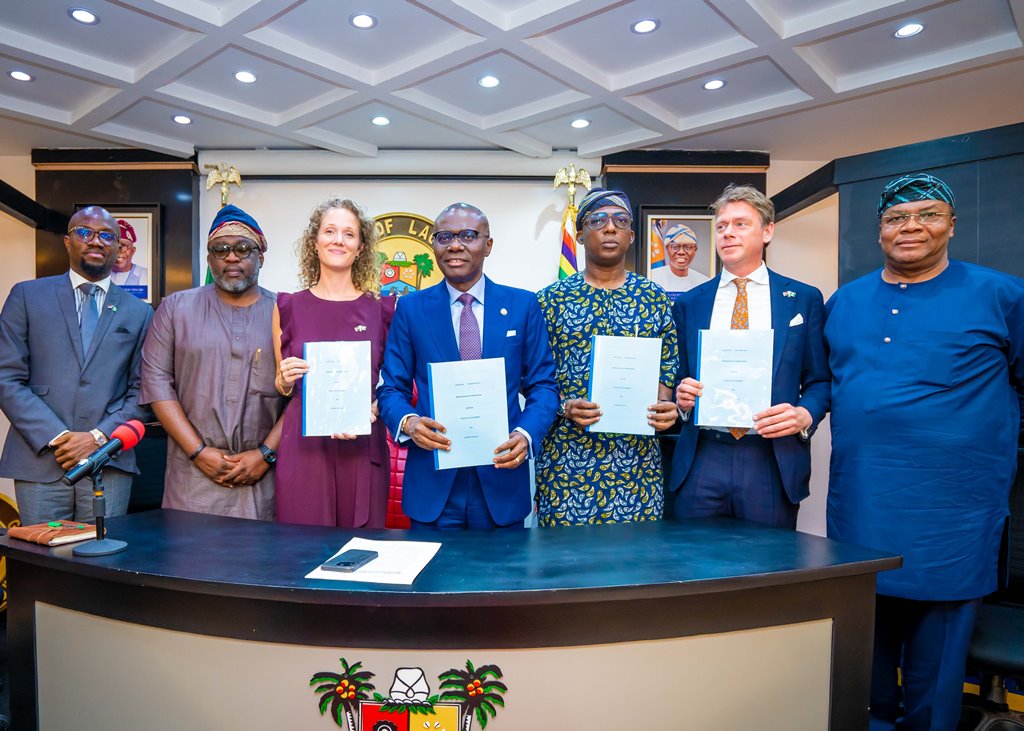 Photos: Gov. Sanwo-Olu At The Signing Ceremony Of MoU Between Lagos State & Harvest Waste,  Urban Clean-Up And Energy At Lagos House, Ikeja