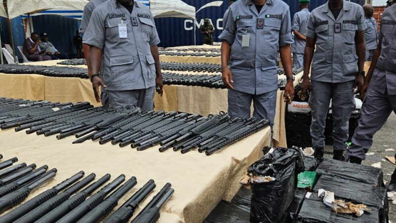 Nigeria Customs Service Intercepts 844 Riffles, 112,500 Rounds of Ammunition in Onne