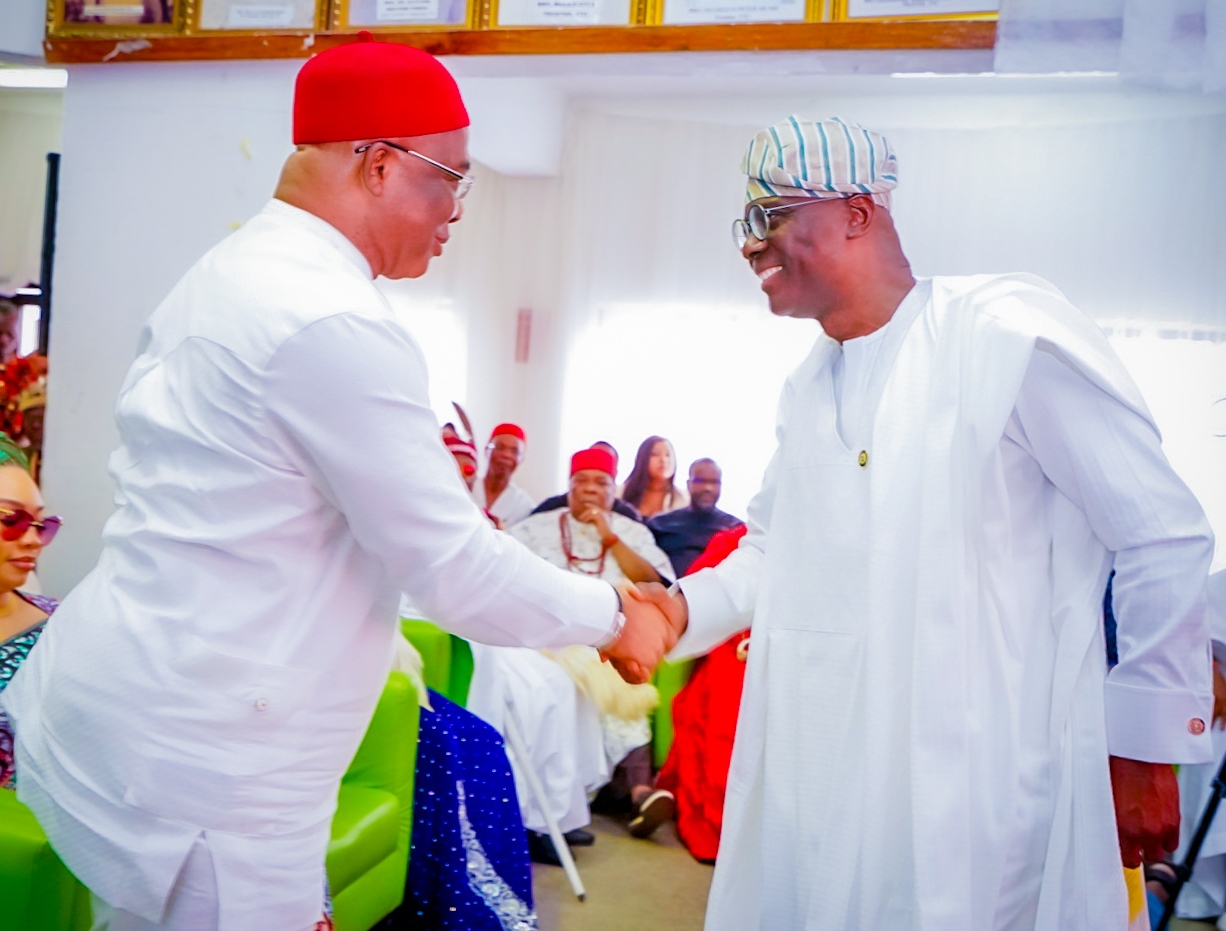 Photos: Gov. Sanwo-Olu Attends Yoruba Tennis Club Public Lecture Delivered By Governor Hope Uzodimma Of Imo State At Onikan, Lagos On Thursday